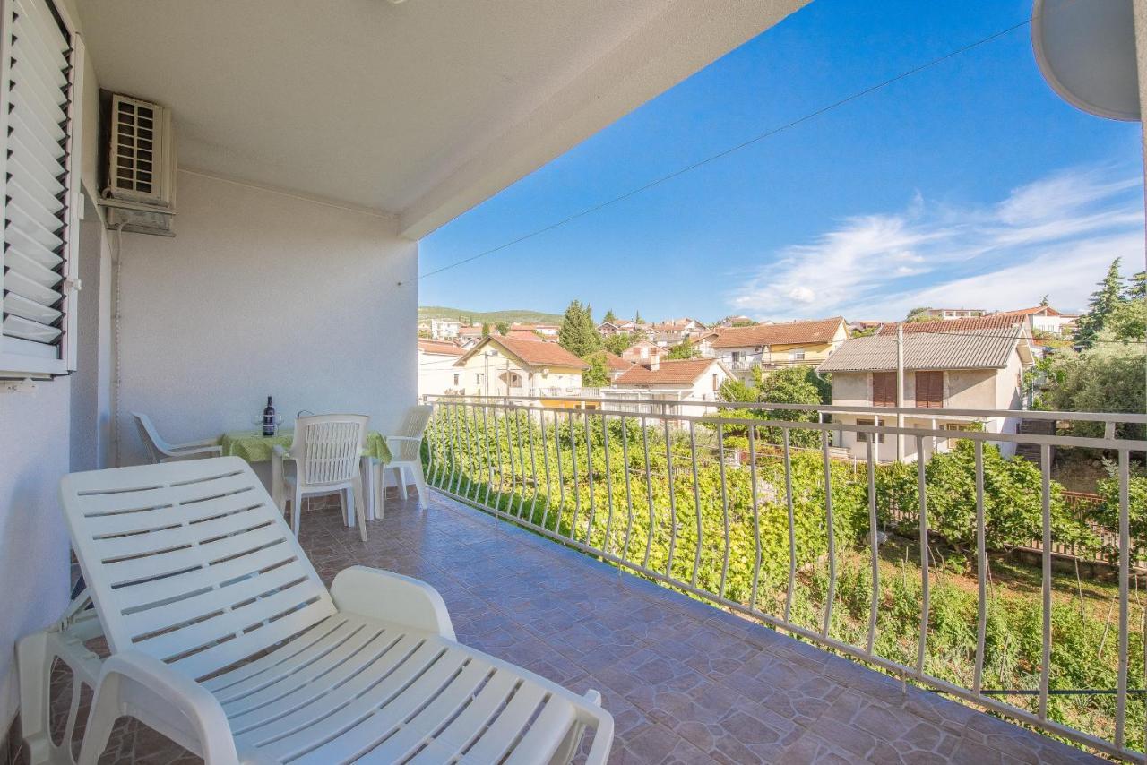 Apartmani Mlinar9 #2 Ґорні Карин Екстер'єр фото