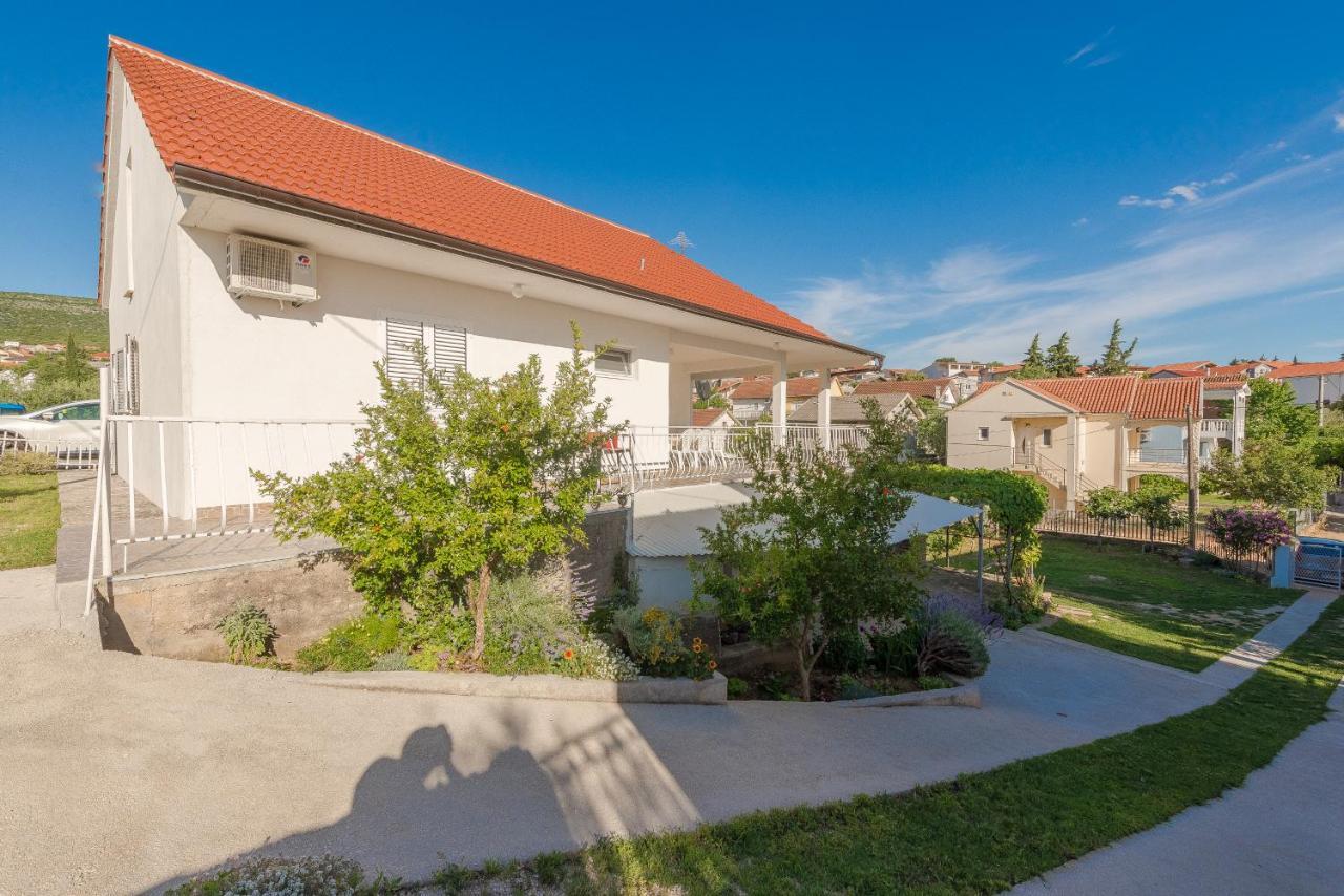Apartmani Mlinar9 #2 Ґорні Карин Екстер'єр фото